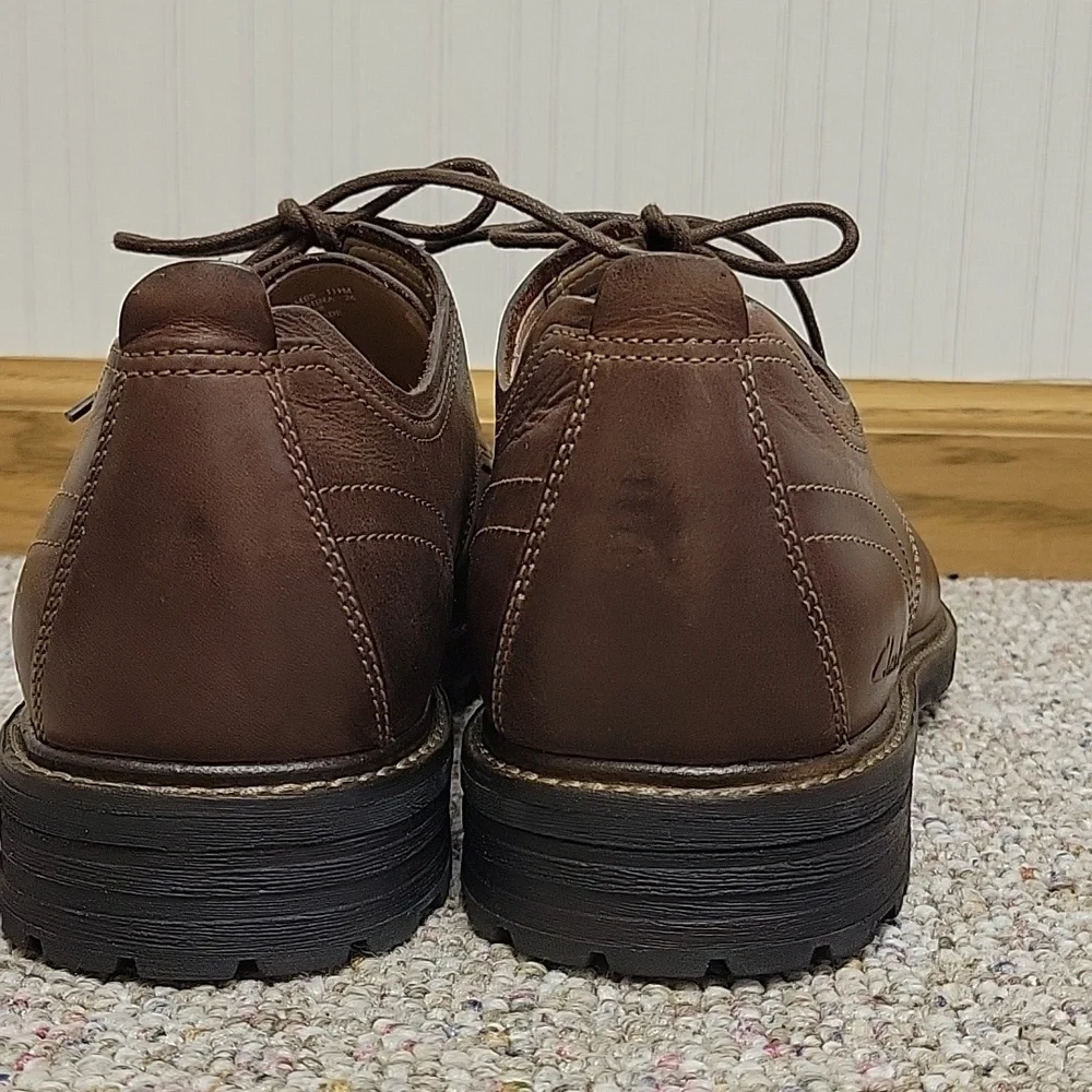 Clarks Men's Dark Brown Leather Oxfords Sz 11.5. NWOT Office Business